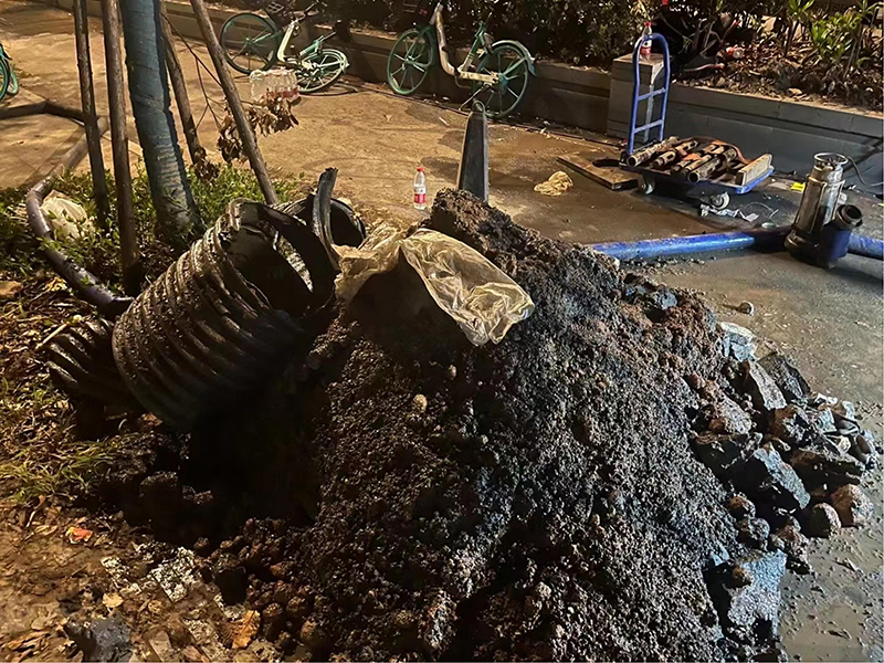 金银川路街道本地下水道疏通师傅，不通不收费【距您500米】